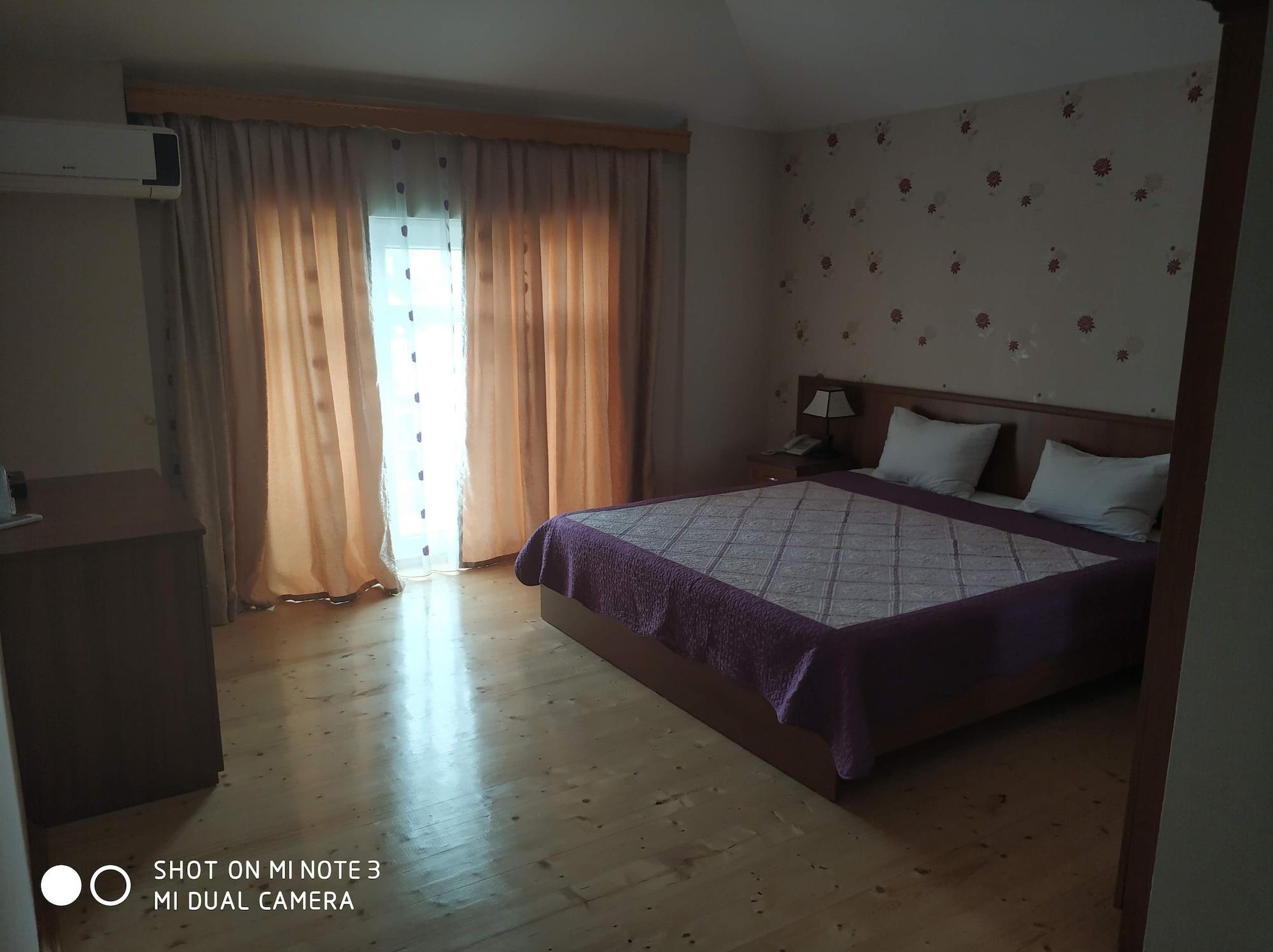 Hotel Aef
