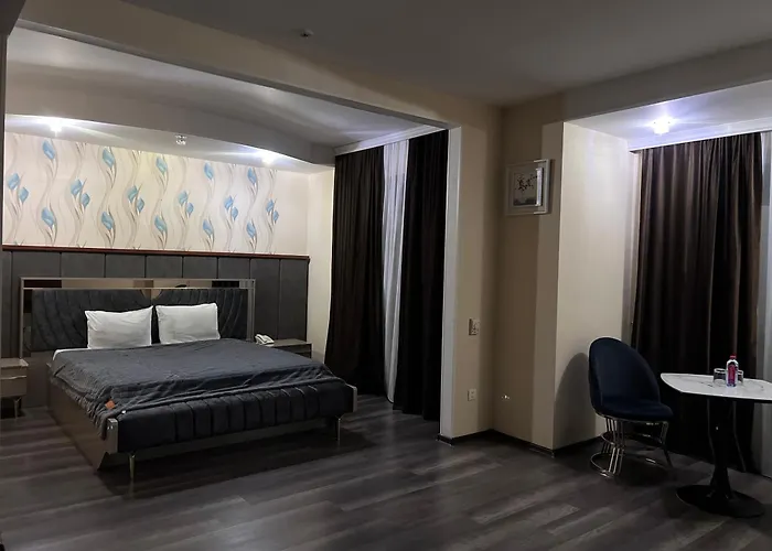 Aef Hotel