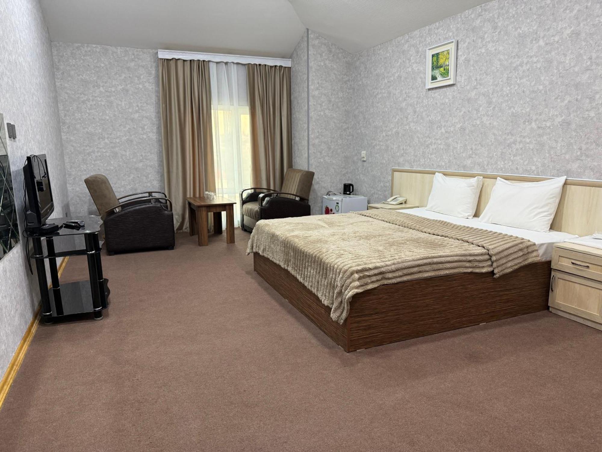 Hotel Aef 4*